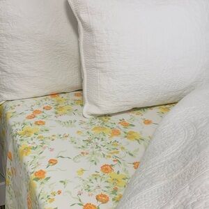 Vintage 70's Floral Double Flat Sheet